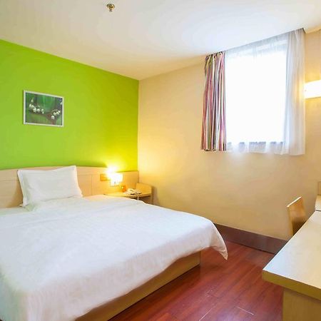 7Days Inn Chongqing Wanzhou District Gaosun Pond Chongbai Стая снимка