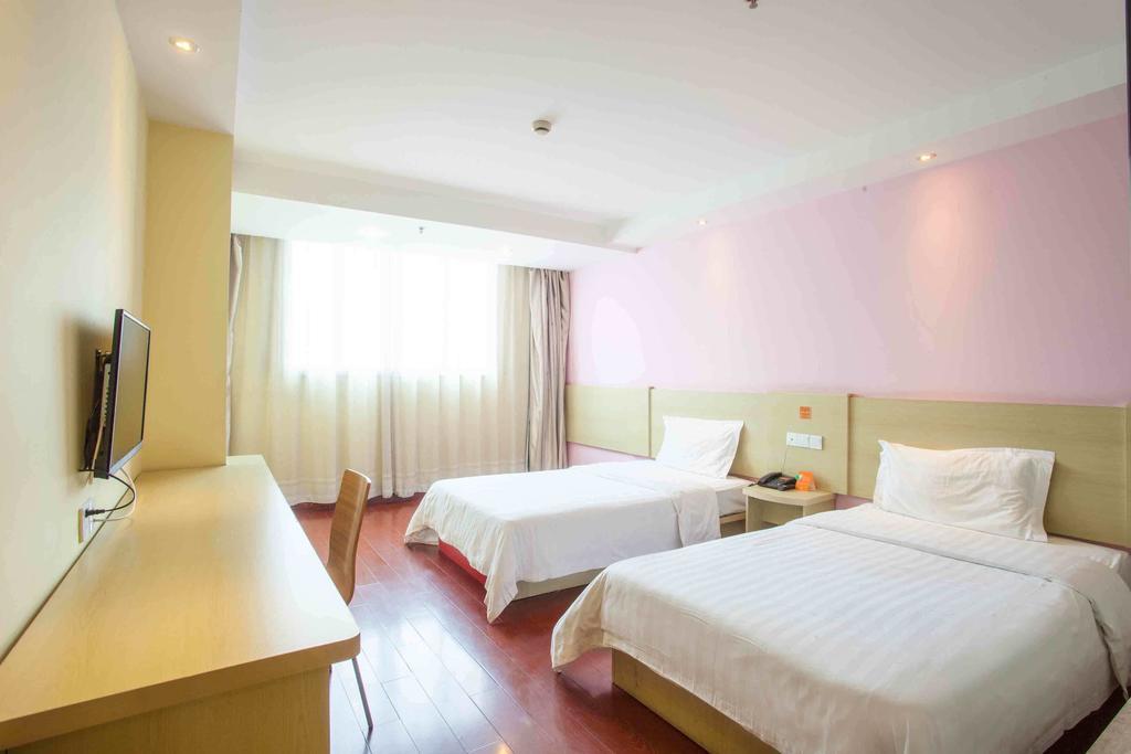 7Days Inn Chongqing Wanzhou District Gaosun Pond Chongbai Стая снимка