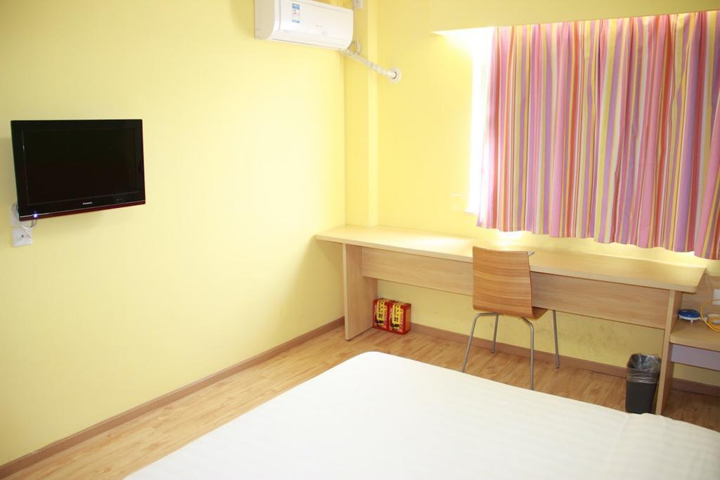 7Days Inn Chongqing Wanzhou District Gaosun Pond Chongbai Екстериор снимка